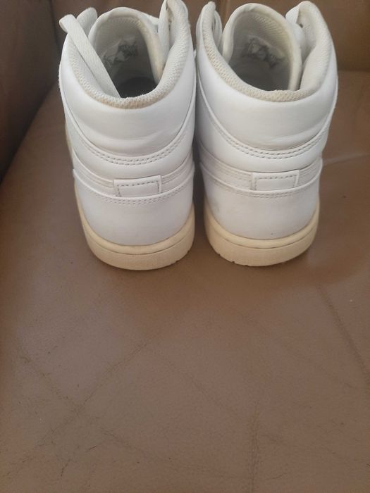 AIR JORDAN 1 MID sportowe młodzieżowe roz. 40. STAN BARDZO DOBRY. Dostawa darmowa