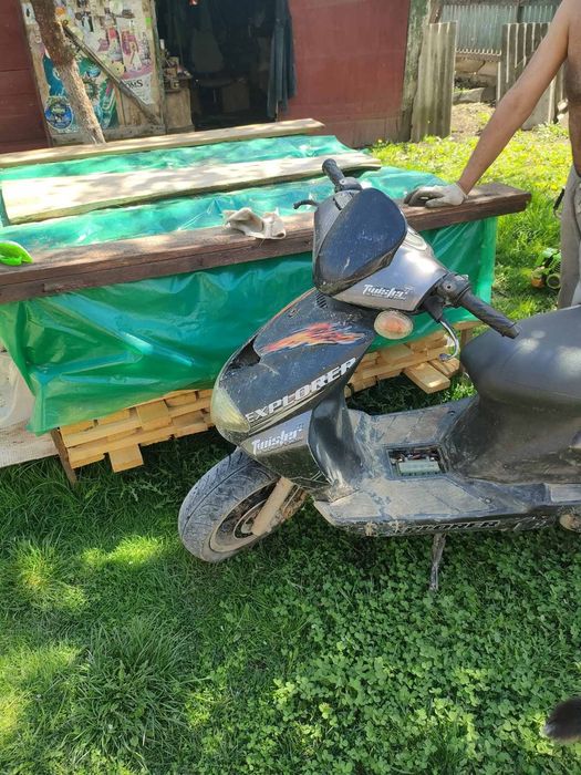Продам скутер під відновлення