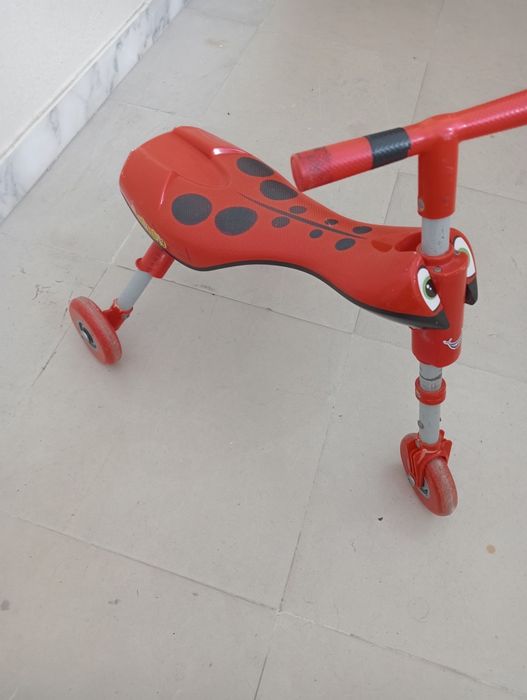 Triciclo de criança