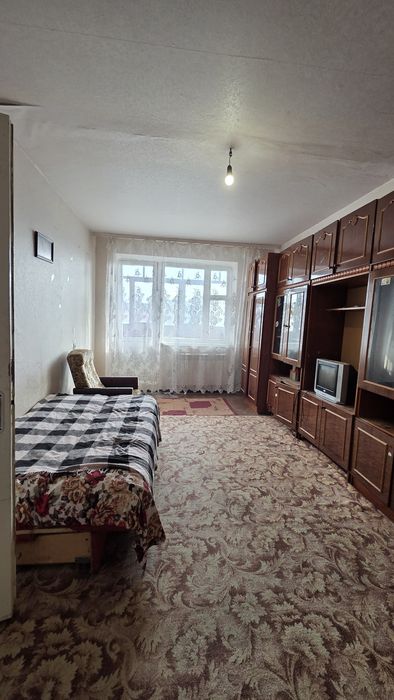 Продам двокімнатну квартиру