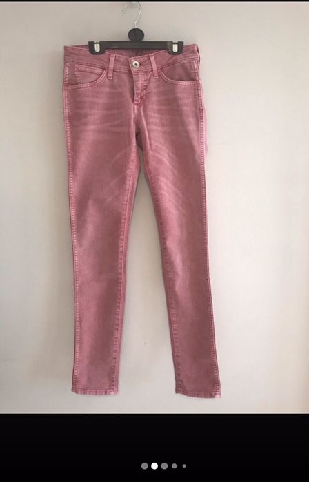 Jeansy damskie wrangler Molly w26 l32 waskie skinny koralowe