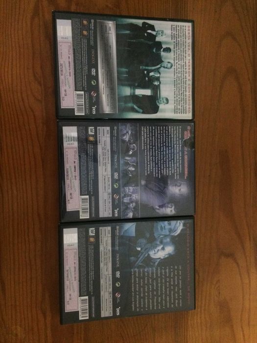 DVD Series 24 Hours. Seasons 1, 2, and 3 (72 Episodes). 20 DVDs.64740473215105122