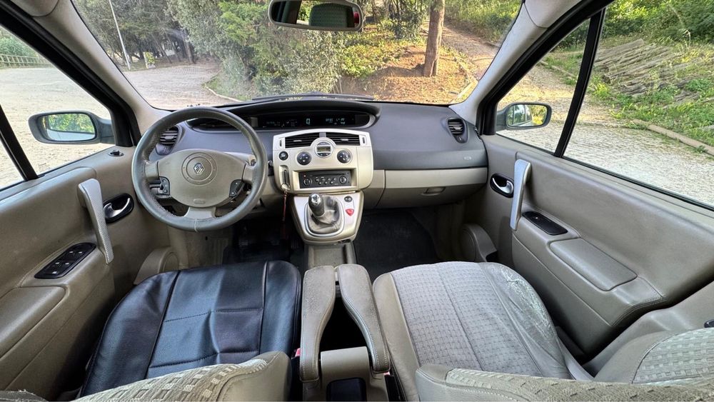 Renault Mégane Scénic — fotografia 8