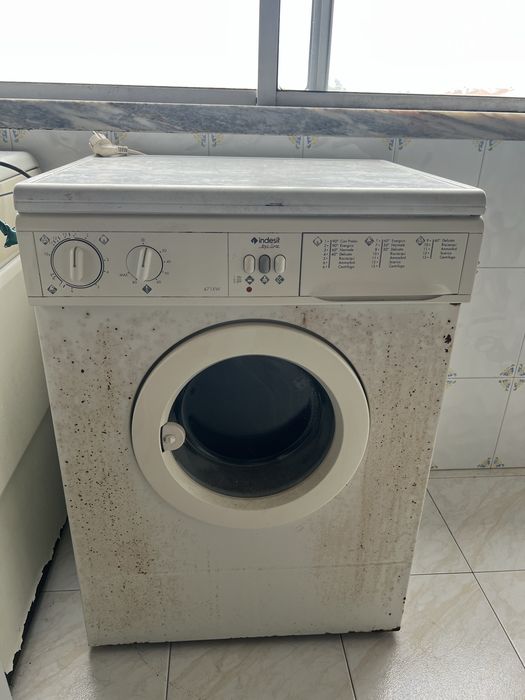 Máquina de lavar a roupa