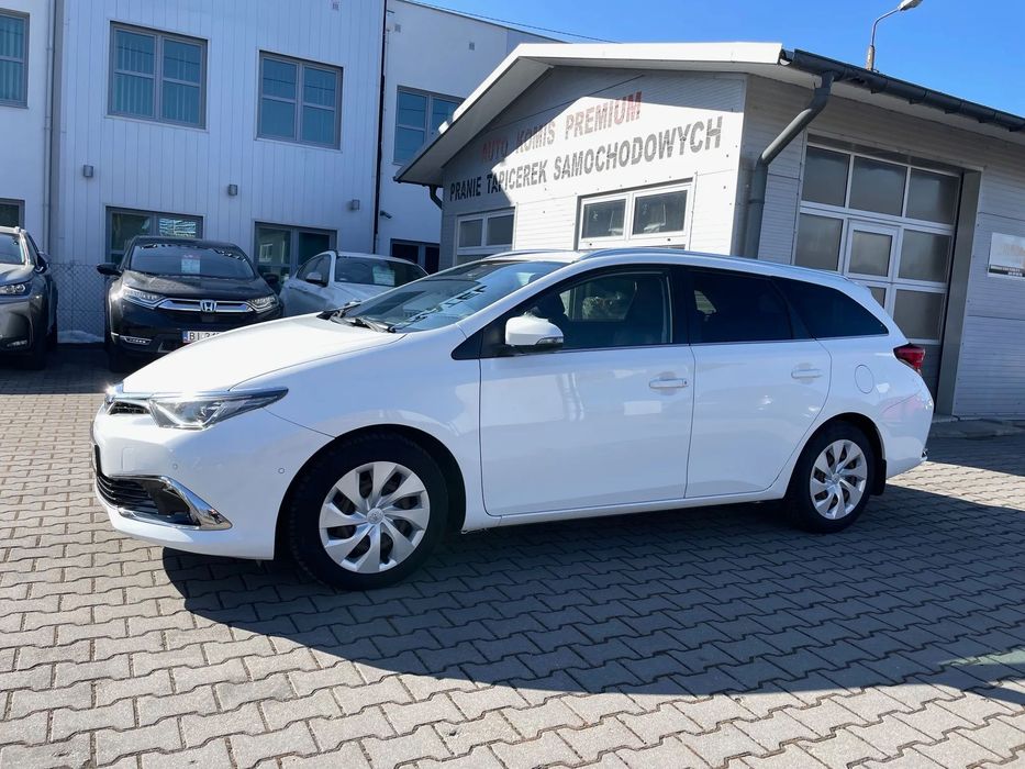 Toyota Auris 1.8 Hybrid Automat Polski Salon F VAT 23%