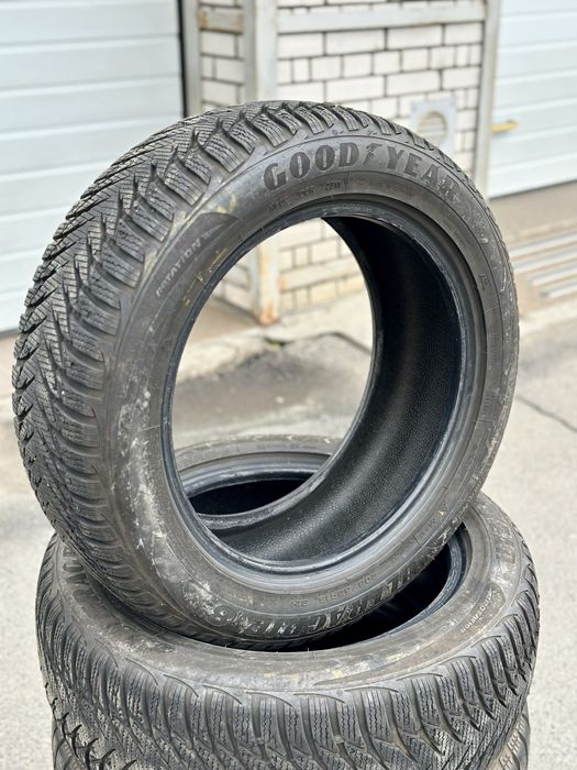 Гума GoodYear 205/55/16