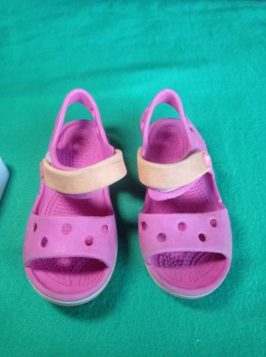Crocs C8 на дівчинку 25 розмір