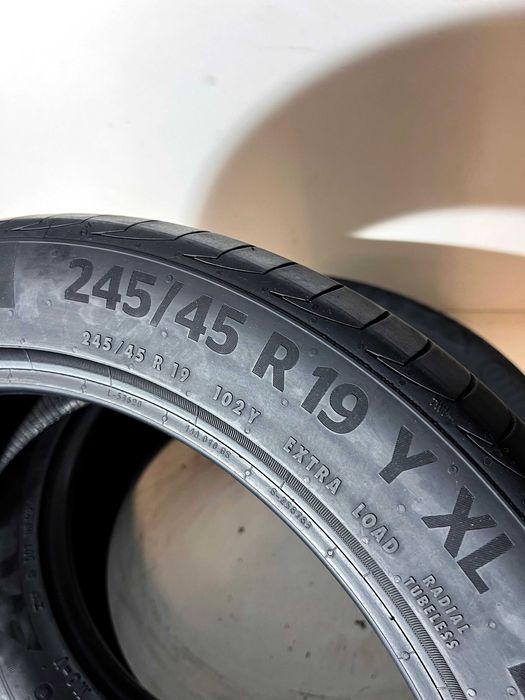 Pneus Continental Premium Contact 6 - 245/45/19 - Como NOVOS