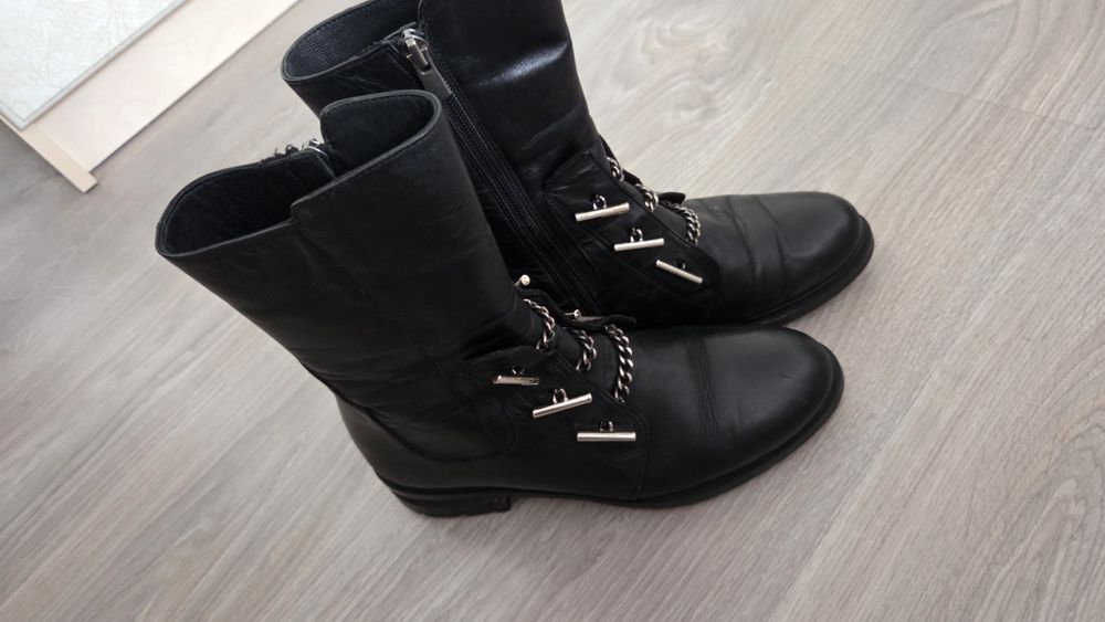 Продам зимове шкіряне взуття, р.37