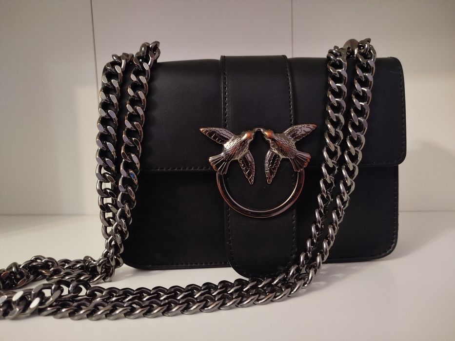 Шкіряна сумка в стилі pinko