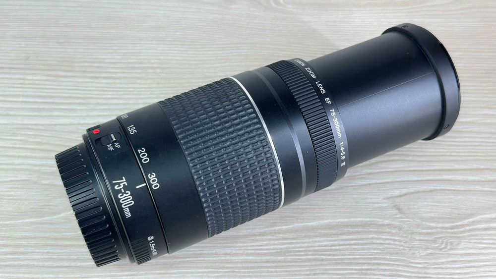 Obiektyw CANON EF 75-300mm 1:4 - 5.6