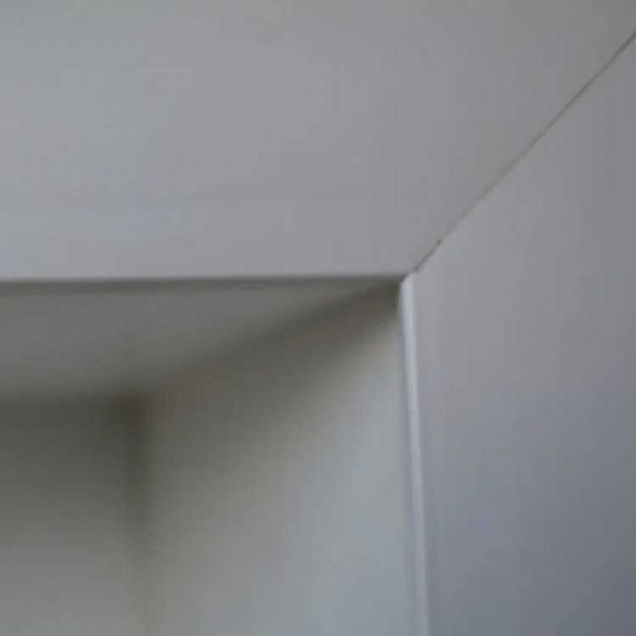 Ремонт окон и дверей, теплые откосы из сэндвич панелей