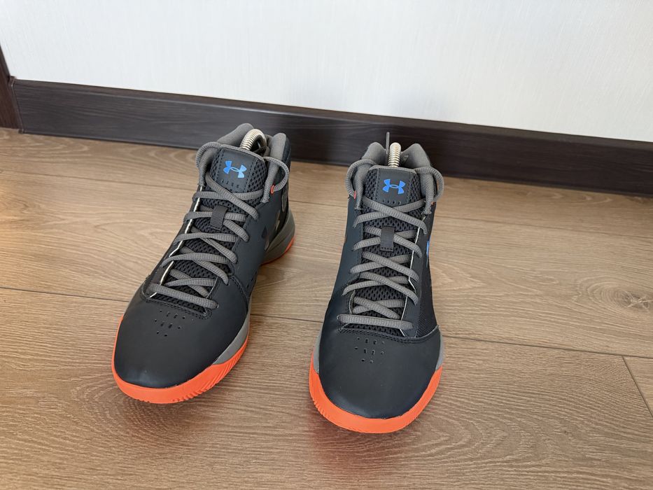 Кросівки Under Armour 39 розмір