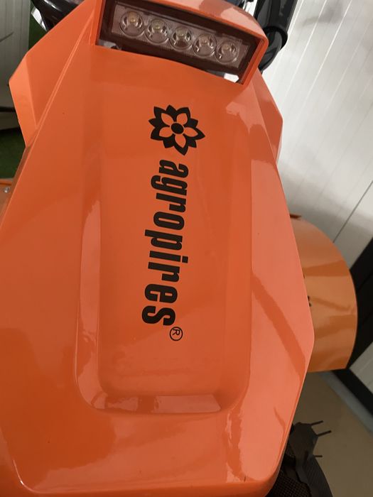 Motocultivador 15 cavalosde fresa de 1 m