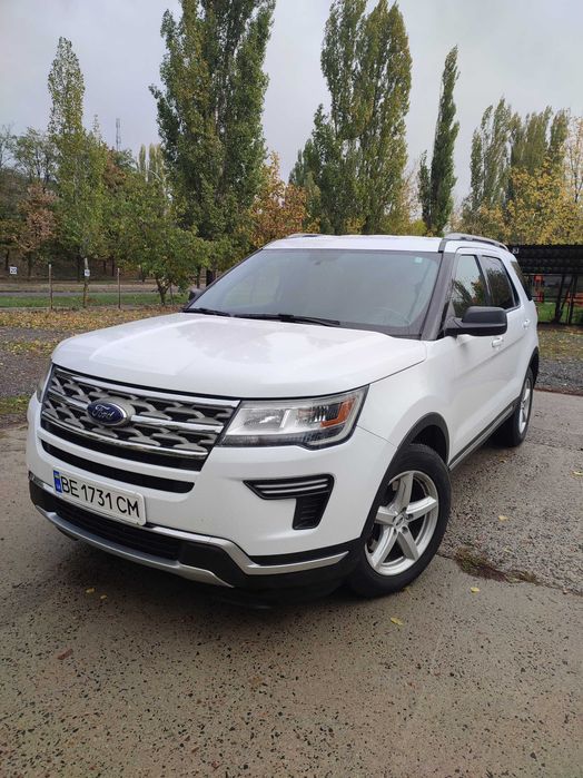 Ford Explorer 2018 року 3.5 газ\бензин