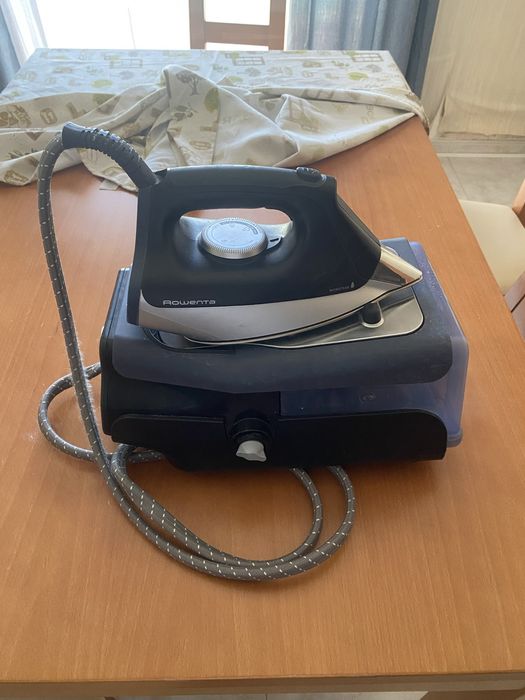 Ferro de engomar Rowenta