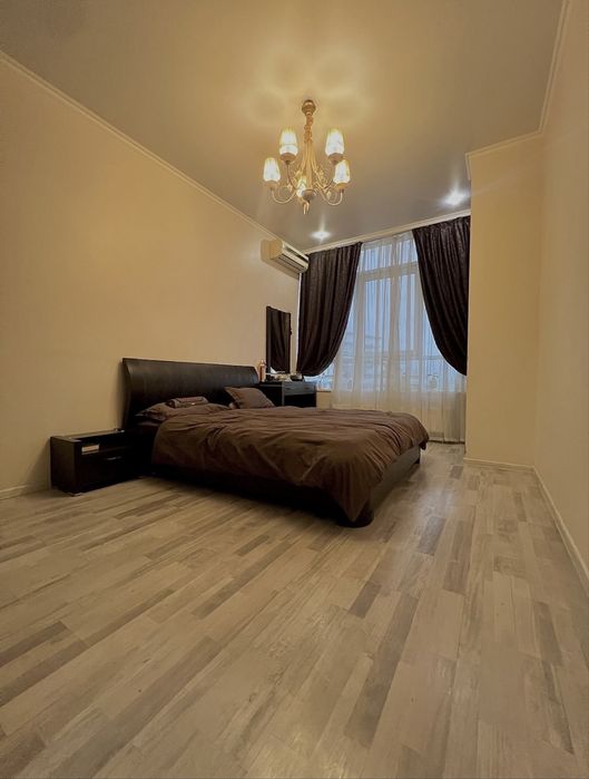 АРКАДІЯ 9 перлина 2-х кімнатна