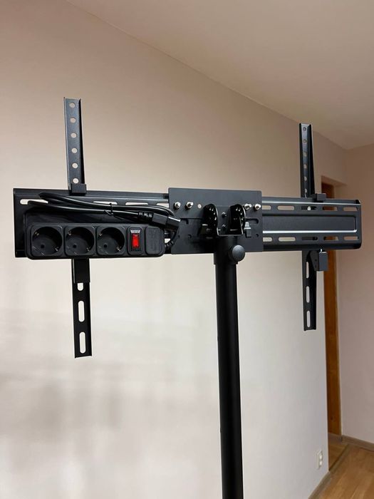 Стійка для телевізора до 75" Дюймів 45кг