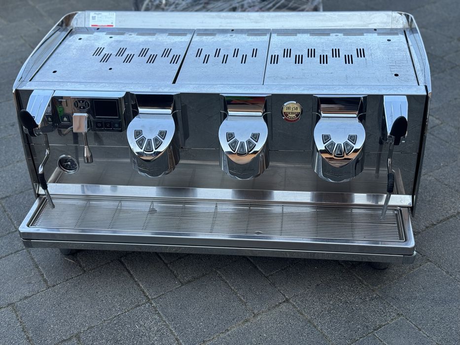 продається кавомашина Victoria Arduino  White Eagle