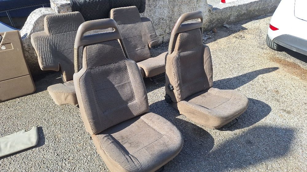 Conjunto de bancos LR discovery 300