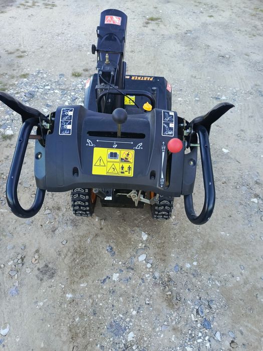 Sprzedam odśnieżarkę PARTNER