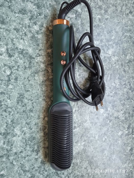 Випрамляч для волосся