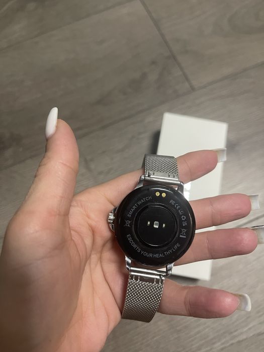 Смарт часы новые