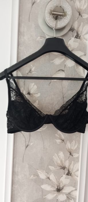 Damski czarny biustonosz