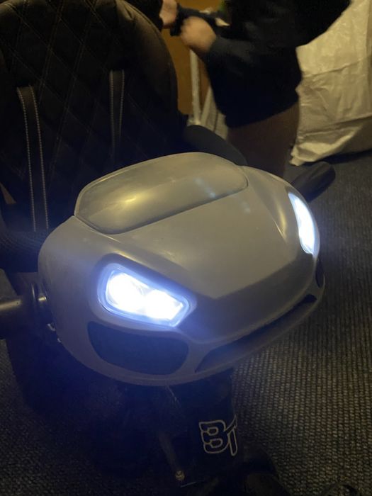 Дитячий велосипед з батьківською ручкою