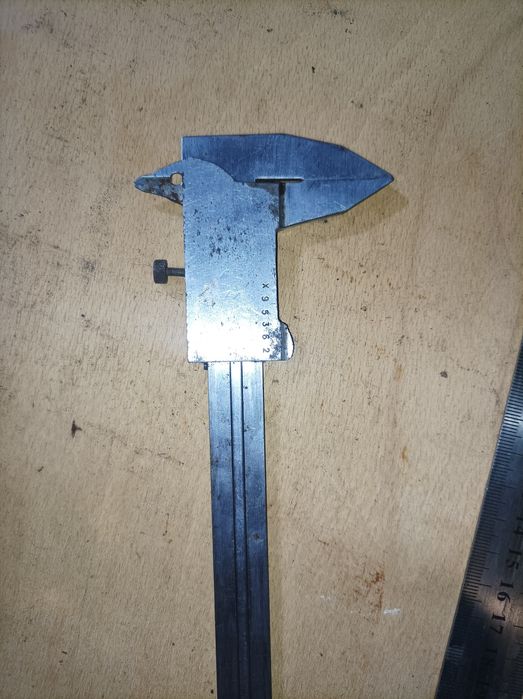 Штангельциркуль  малий та великий