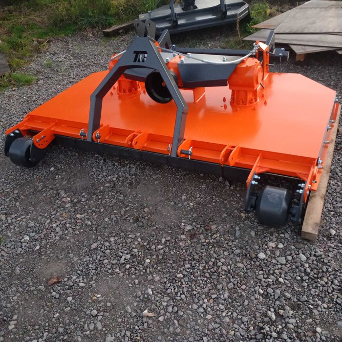 Rozdrabniacz, kosiarko rozdrabniacz, kosiarka sadownicza wyrzut boczny