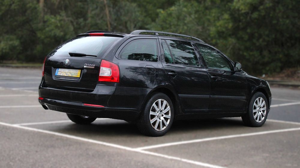 Skoda Octavia Break 1.6 TDI Ano 2013