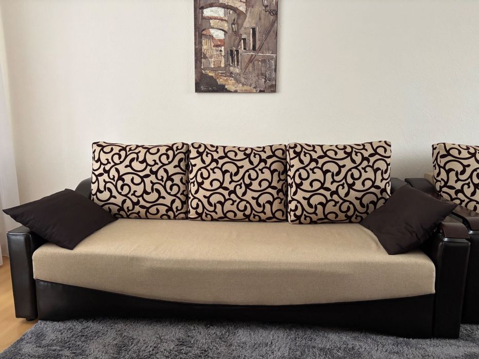 Продам диван і два крісла