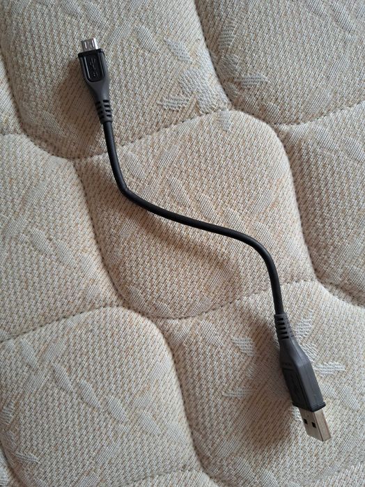 USB Data/Charging Cables425905626829957123