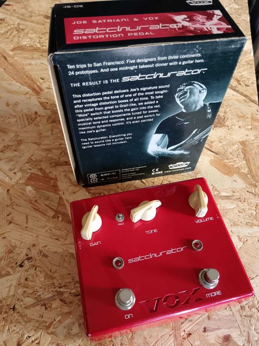 Vox Satchurator Joe Satriani Distortion Pedal. Excelente oportunidade.