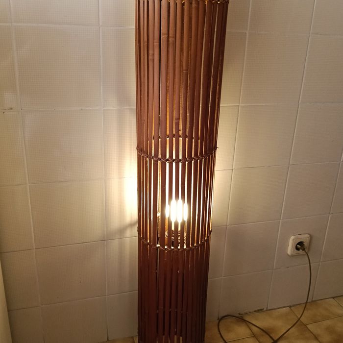 Candeeiro de Pé Vintage IKEA Rotvik (Bambu / Descontinuado)