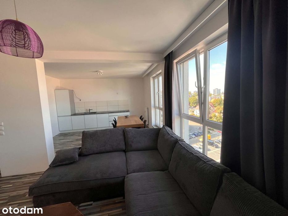 Dwupoziomowe mieszkanie z balkonem i tarasem w Centrum/Viniarnia Home