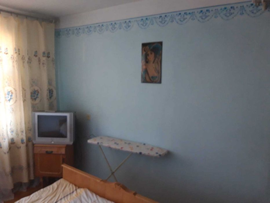 Продам  2- х кімнатну квартиру