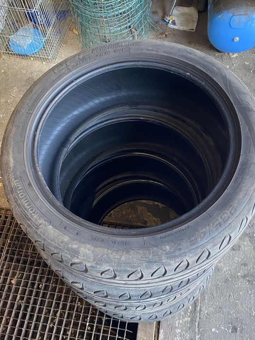 Opony samochodowe 235/45 ZR 18 98Y