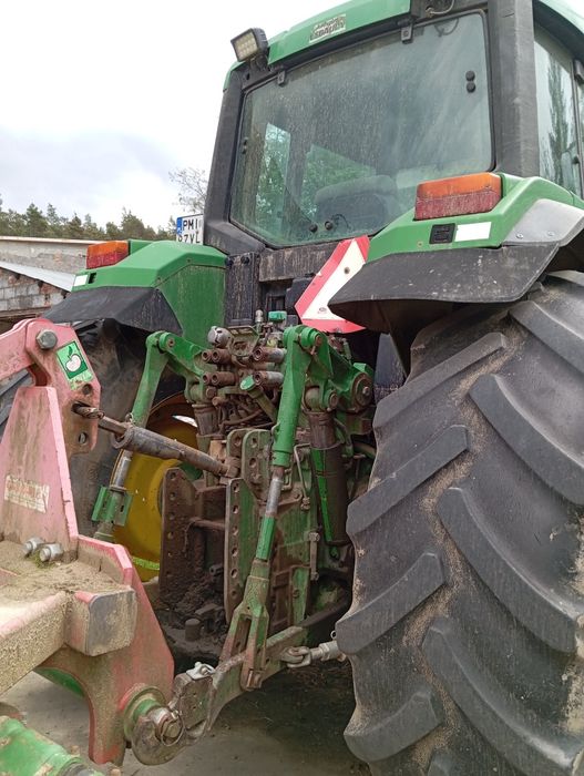 Ciągnik rolniczy John Deere 6910