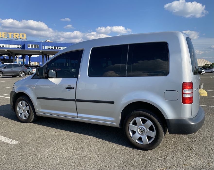 Volkswagen Caddy 2011 Passenger