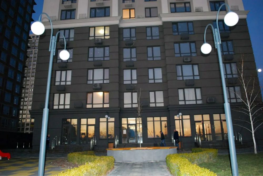 Є укриття ЖК Метрополія Камянська 6 метро Вирлиця оренда квартири студія + спальня + гардеробна є генератор в будинку