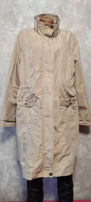 Елегантні жіночі плащі р.L