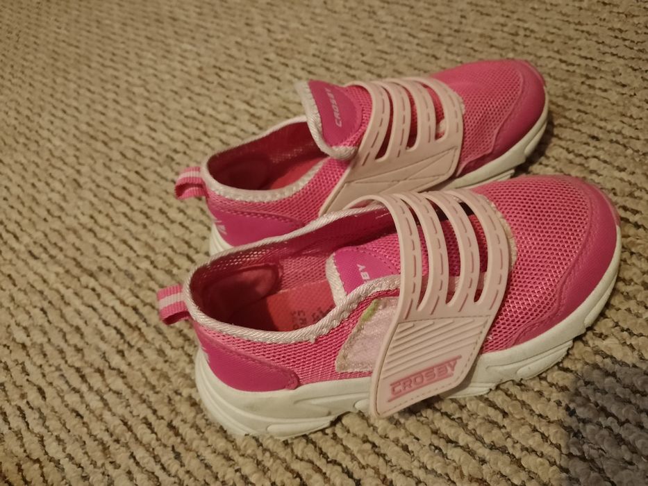 Кросівки для дівчинки