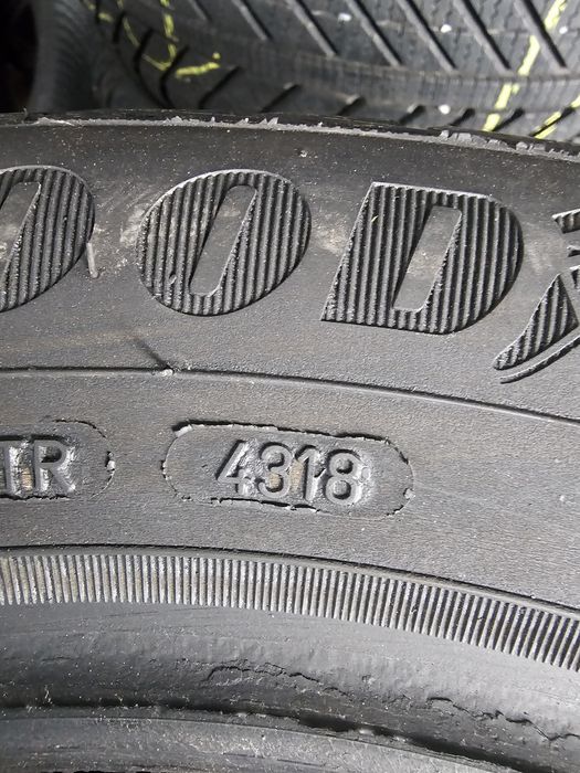 205/55R16 Goodyear Vector4Sea
