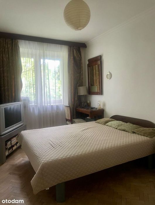 4 pokoje w kameralnym budynku. Dwustronne. Balkon