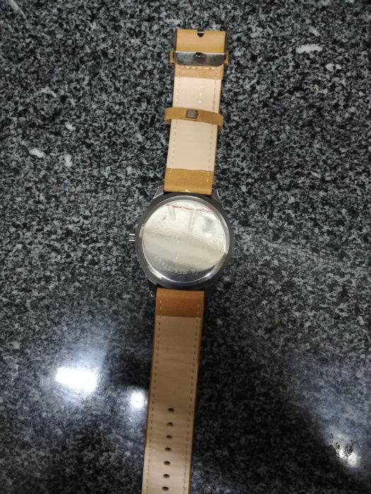 Relógio minimalista