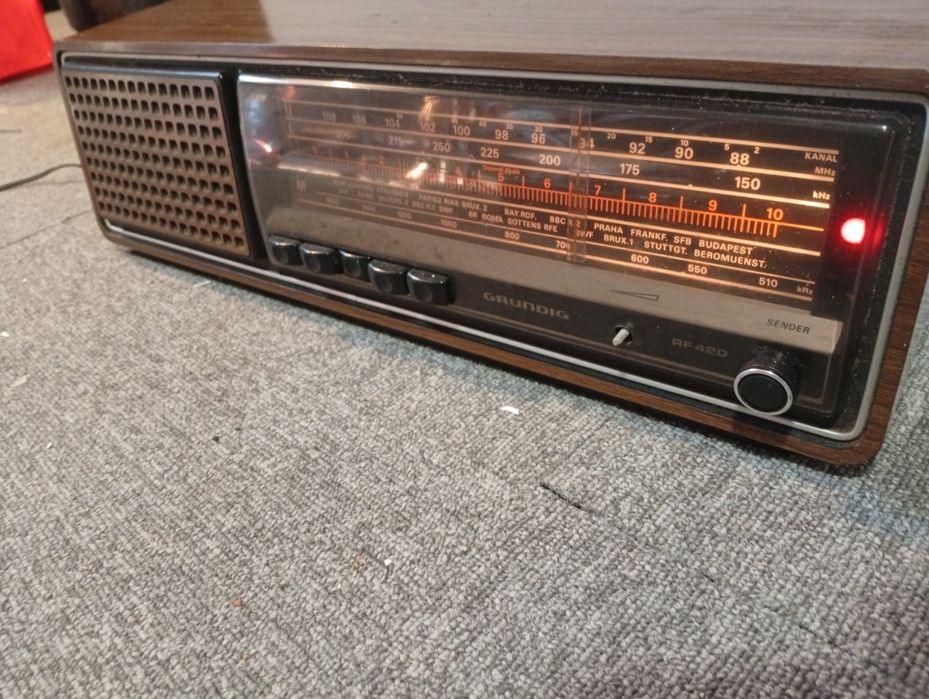 Radio Antigo  Grundig