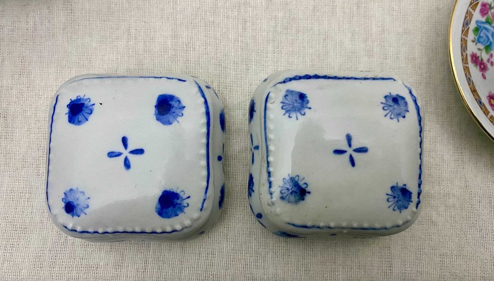 Lote 4 Peças Porcelana Chinesa Azul e Branco - Dragão & Paisagens