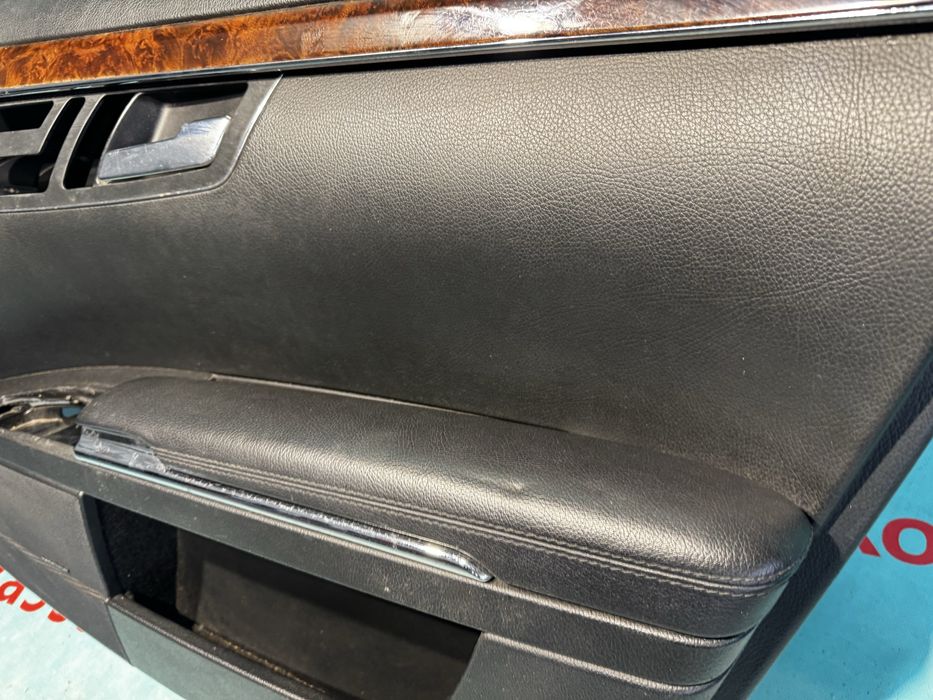 Карта двери Mercedes w221 обшивка дверей S221